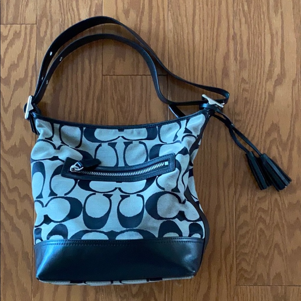 Signature Coach Legacy Duffle